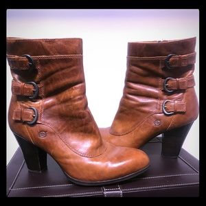 Born ankle boots